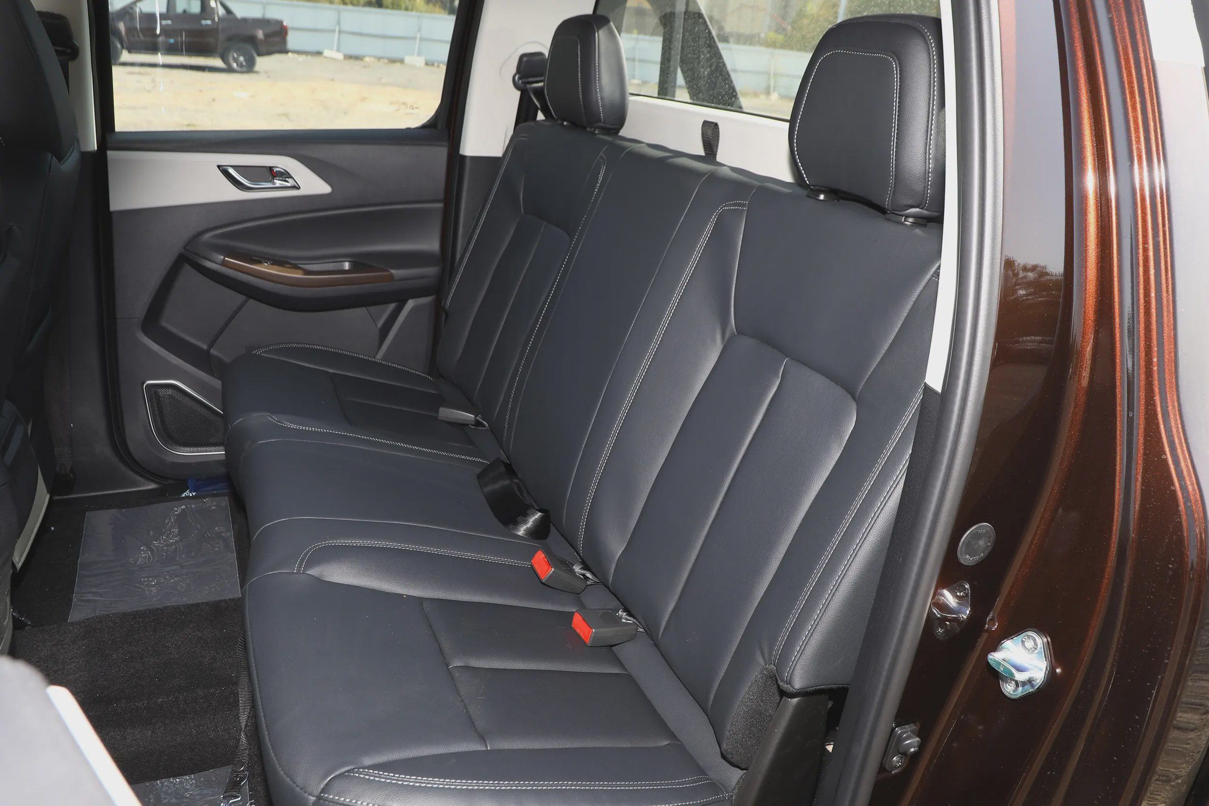 Modèle 2022, 2.0T diesel automatique, 4x4, version confort, empattement standard