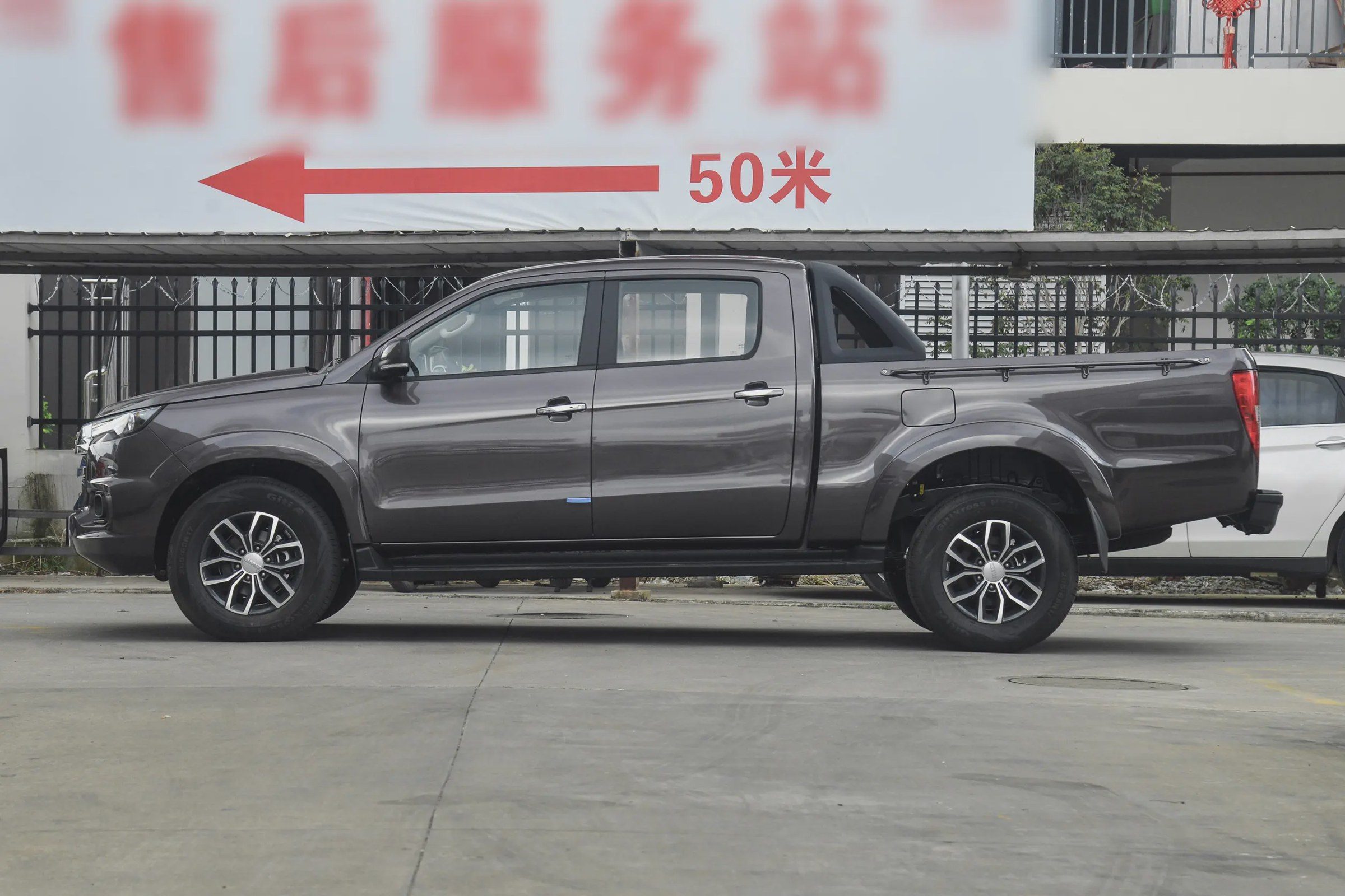 Modèle 2023, 2.0T automatique diesel 4x4, version confort longue