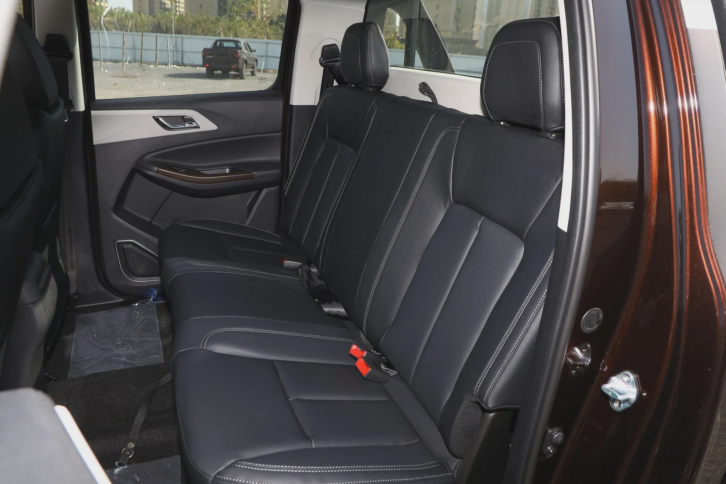 Modèle 2022, 2.0T diesel automatique, 4x4, version confort avec empattement allongé