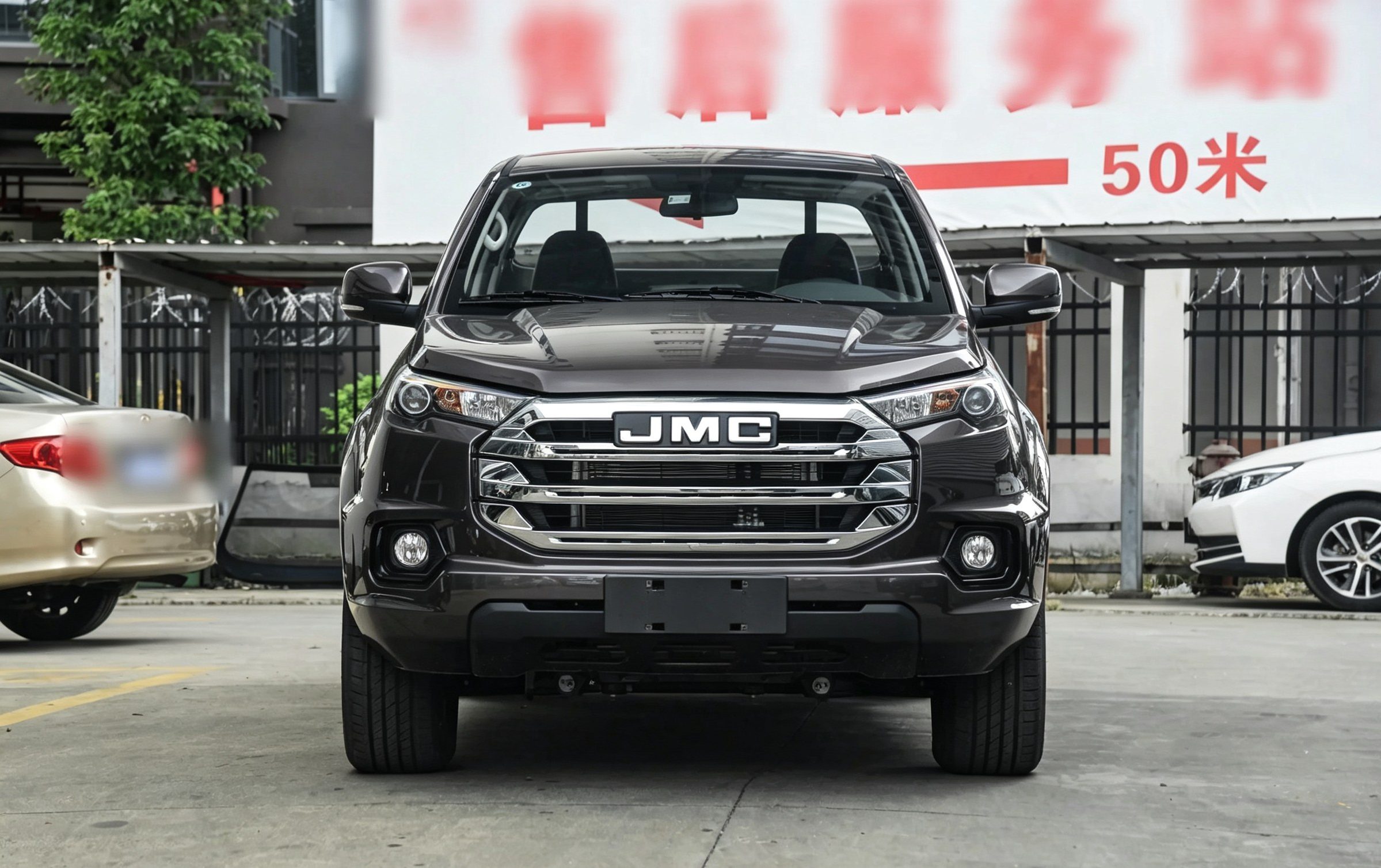 Modèle 2023, 2.0T automatique diesel 4x4, version confort longue