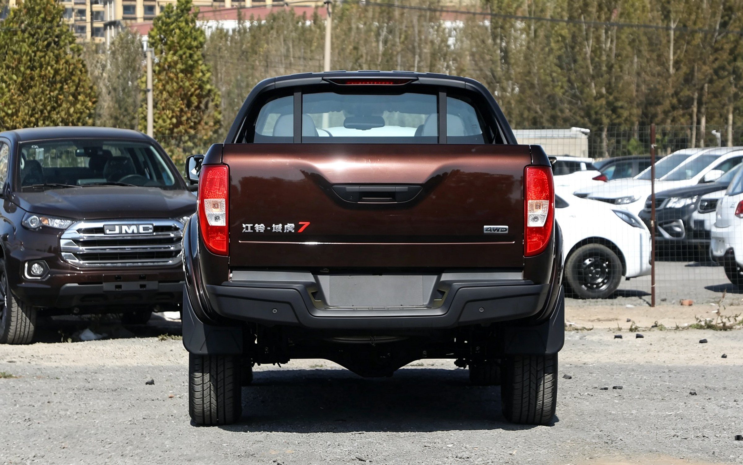 Modèle 2022, 2.0T diesel automatique, 4x4, version confort avec empattement allongé