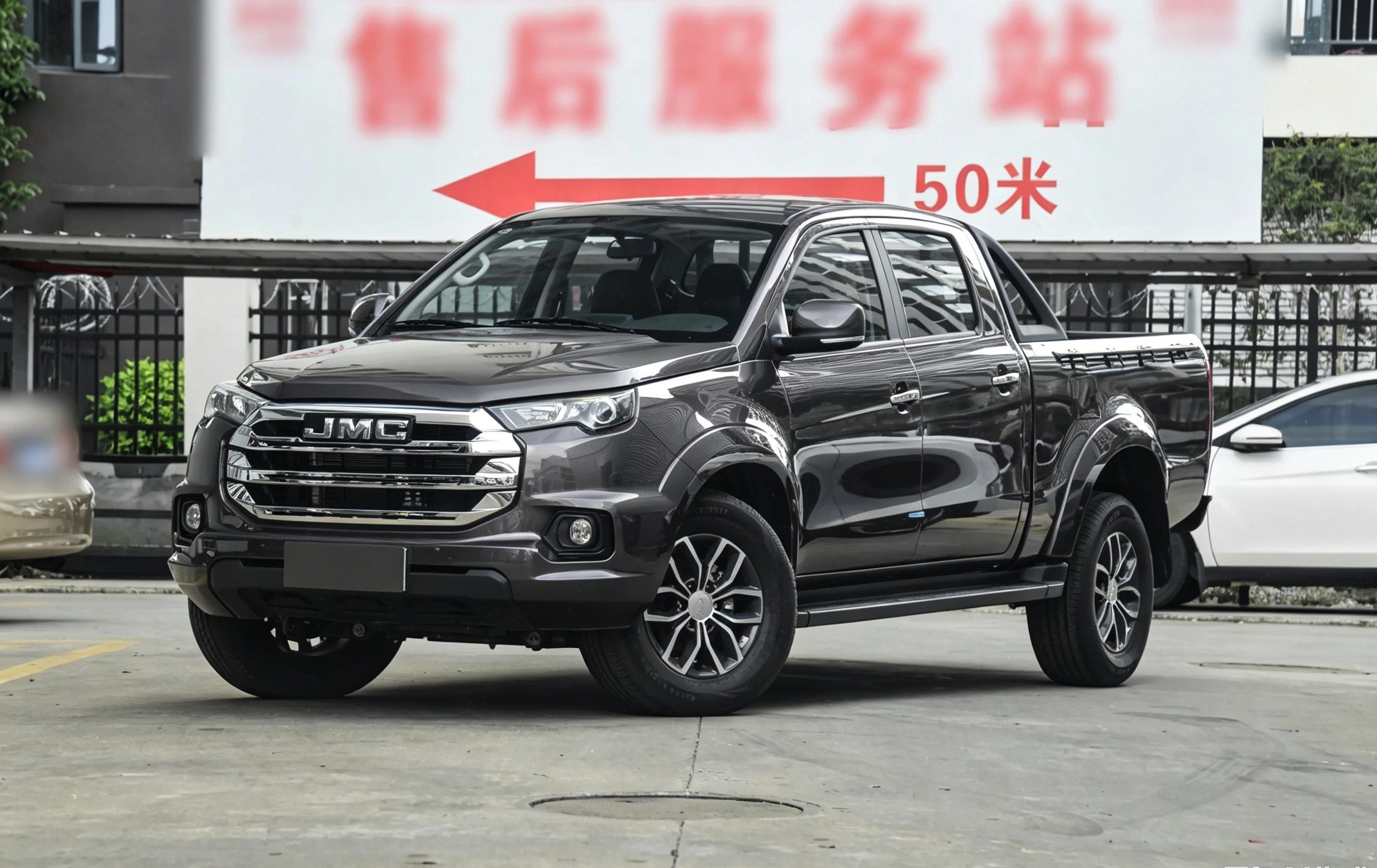 Modèle 2023, 2.0T automatique diesel 4x4, version confort longue